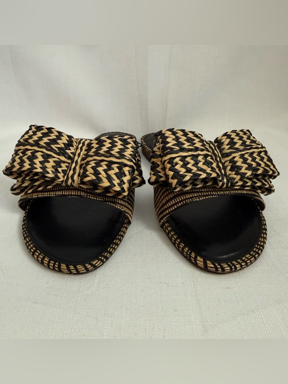 Jessica Simpson 7.5 Slides Avrena Black Beige Woven Bow Slide Flat Sandal Womens - Picture 4 of 7